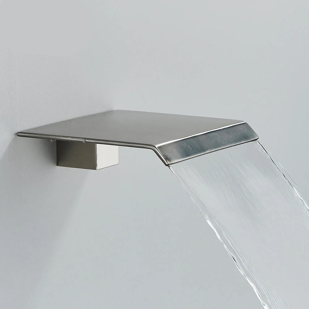 Bec cascade - Plat