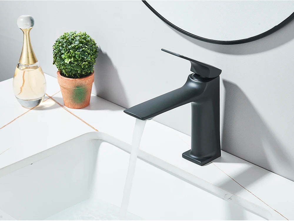 Robinet Mitigeur pour salle de bain moderne