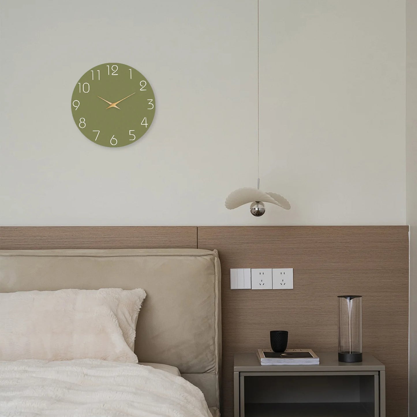 Horloge Murale Moderne avec Fond Vert