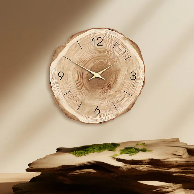 Horloge Murale en Bois - Design Cœur d'arbre
