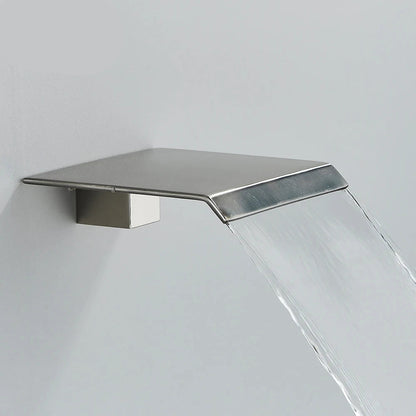 Bec cascade - Plat